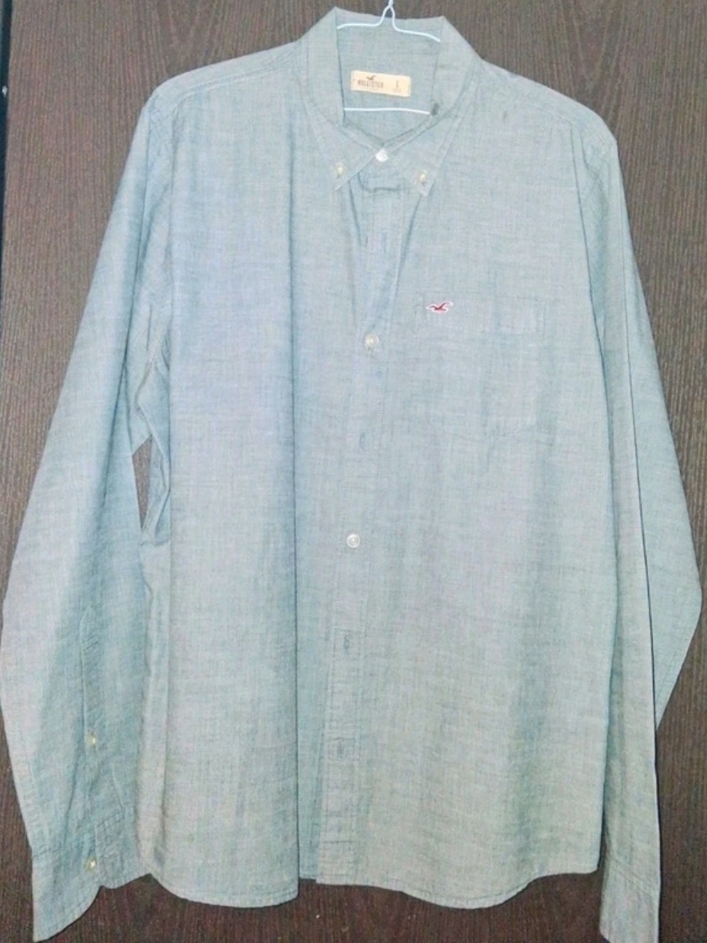 Hollister Men's Gray Long-Sleeve Button-Down Shirt